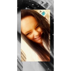 Meet your Posher, Caitlyn